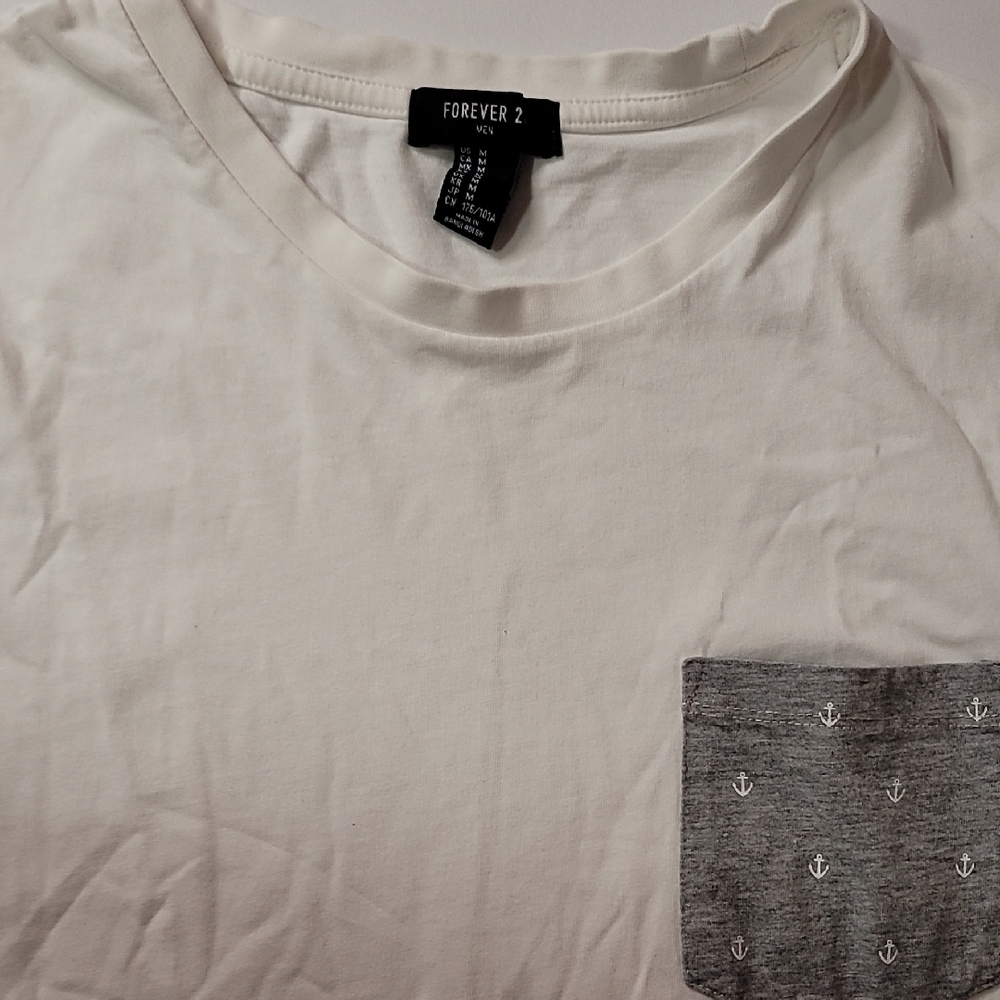 Forever 21 Cream T-Shirt with Gray Anchor Pocket